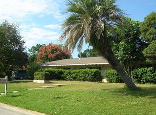 2451 Goldenrod St, Sarasota, FL 34239
