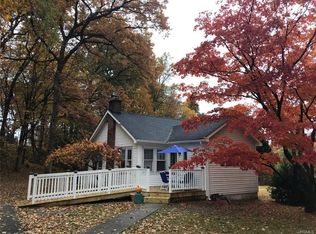 1590 Amazon Rd, Mohegan Lake, NY 10547