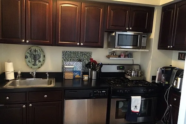 Rented by Corcoran | media 29