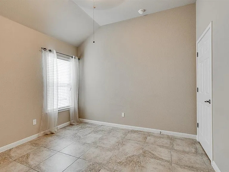 609 Walsh Hill Trl — Photo 24