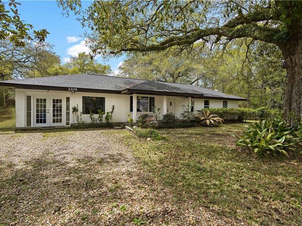 2205 Robin St, Slidell, LA 70460