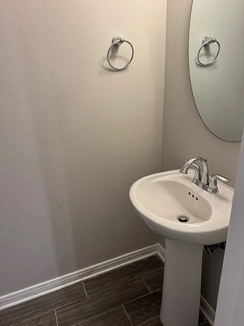 3 bed, 1440 sqft, $1,900 — Photo 4