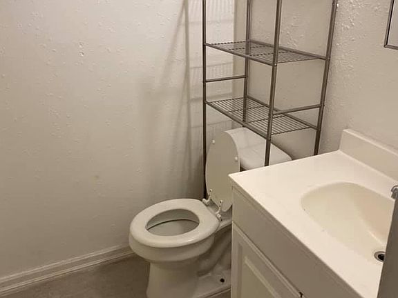 3rd image of 3906 E 123rd Ter APT B