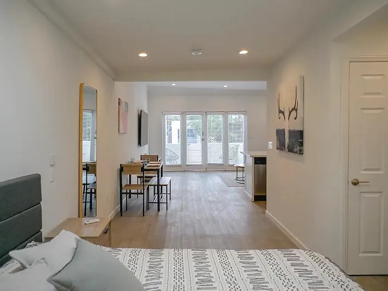 4321 W Country Club Dr — Photo 8