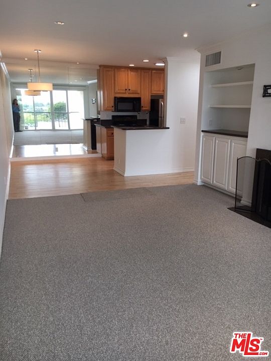 1st image of 8535 W West Knoll Dr APT 316