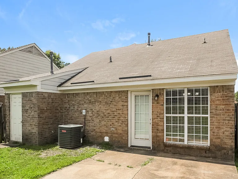 5290 Kristy Ln — Photo 16