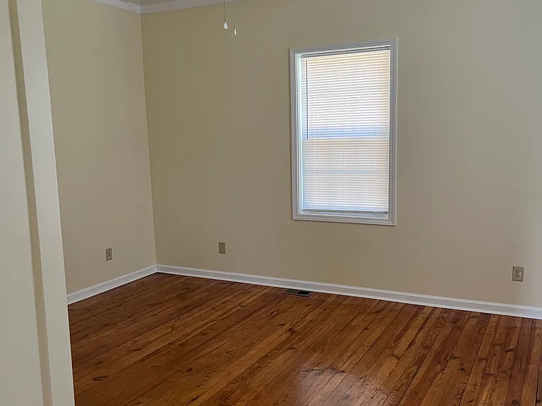 424 River St — Photo 9