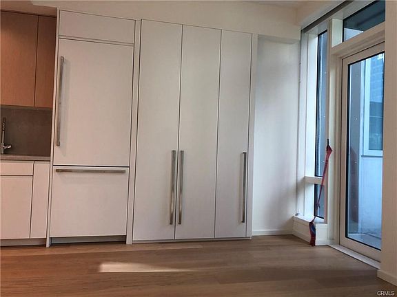 2nd image of 877 S Francisco St #505