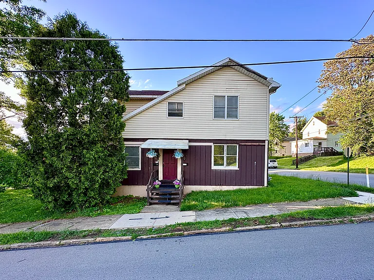 613 Countyline St #1 — Photo 5