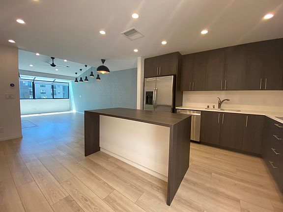4th image of 1822 K St #3