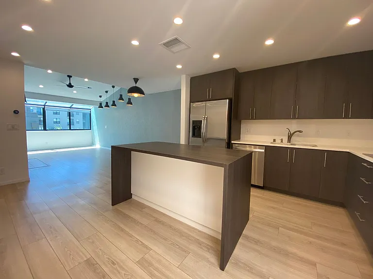 1822 K St #3 — Photo 4