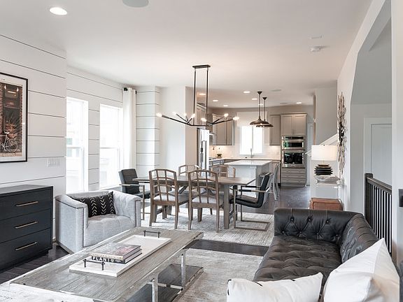 Open concept living, great for entertaining