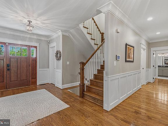 3rd image of 3651 N Harrison St