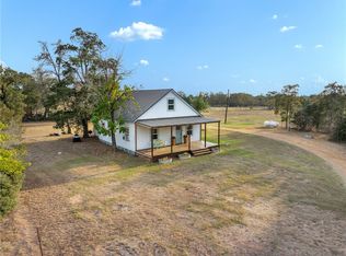 9551 W Henry Prairie Rd, Hearne, TX 77859