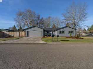 1805 N Springbrook Way, Newberg, OR 97132
