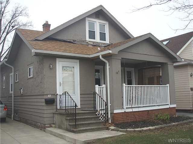 1st image of 42 N End Ave