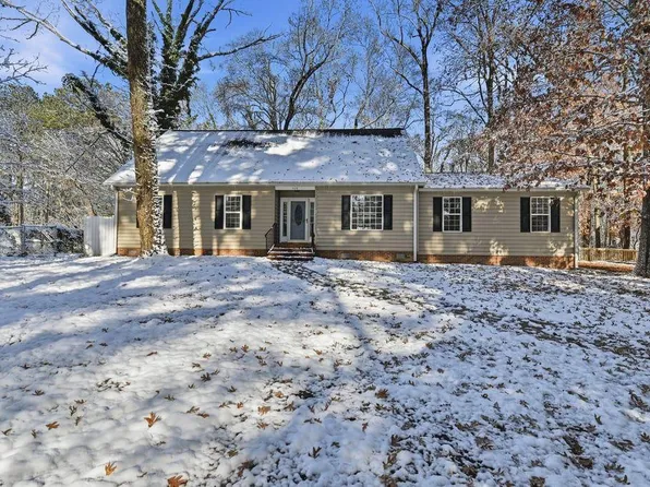 828 Connors Dr, Newport News, VA 23608