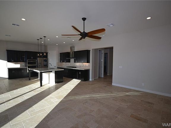 5th image of 2915 Steamboat Dr