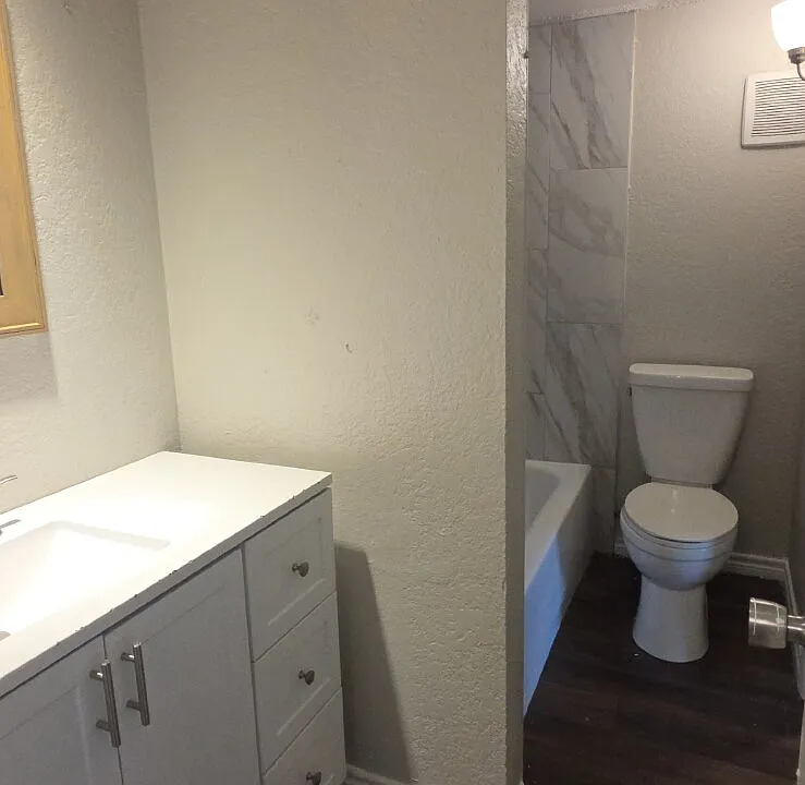 6719 Loma Vista Dr