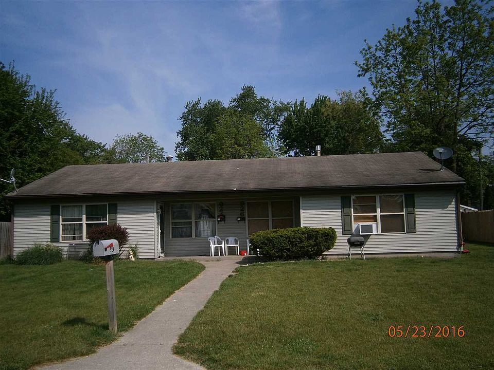 1st image of 826 Grant St