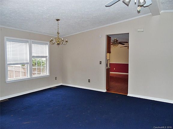 5th image of 3017 Heather Hill Ln