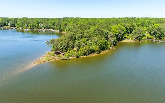 4th image of 397 Bald Eagle Dr