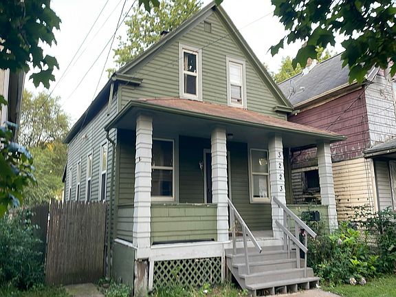 3rd image of 3223 W 44th St