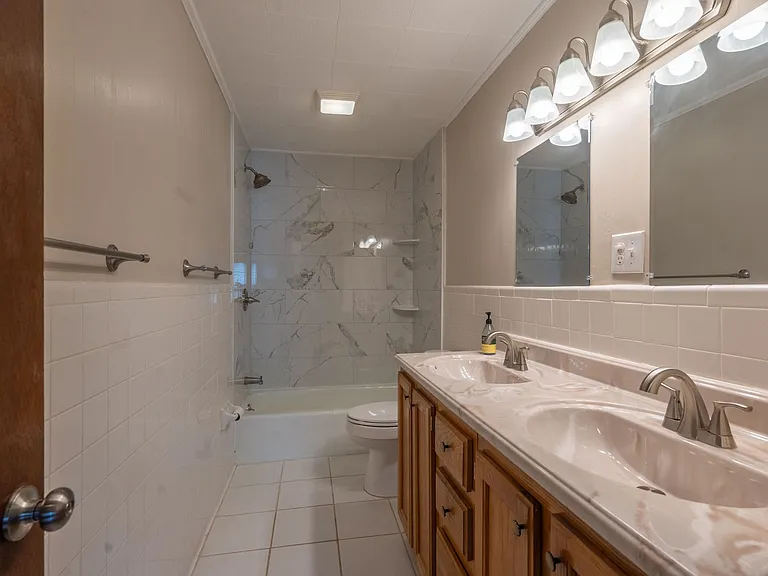 1306 E Chilhowie Ave — Photo 13
