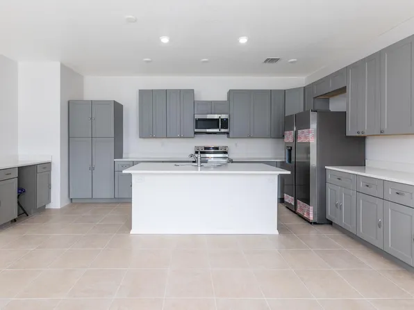 129 SE Via Visconti, Port St Lucie, FL 34952