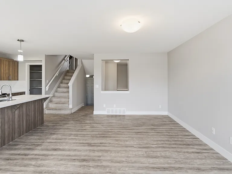 7 McLean Bnd — Photo 10