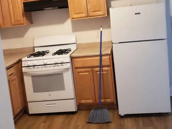 99 Park Ter #2, Bridgeport, CT 06604