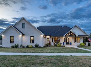 15499 Richmar Cir, Lindale, TX 75771