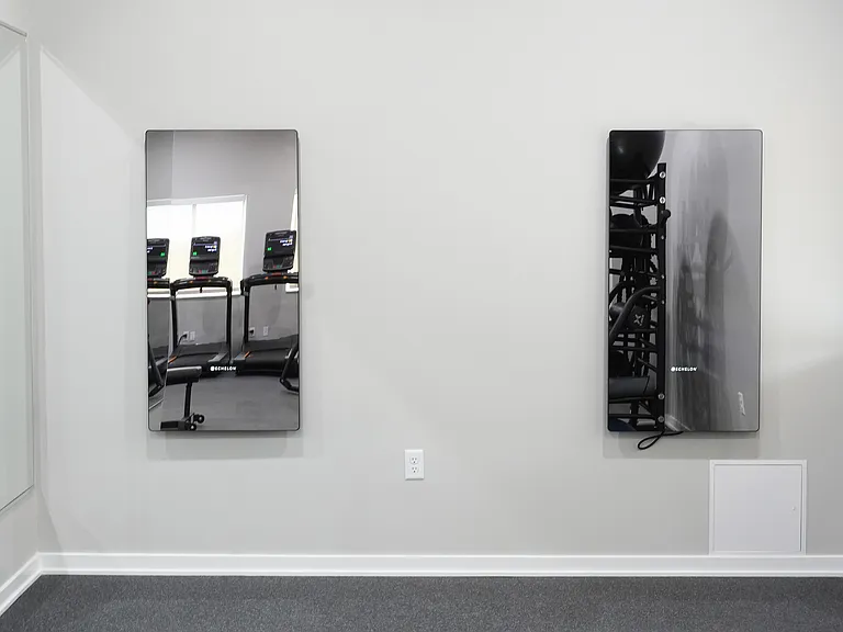 Offsite Shared Offsite Shared Fitness Center Smart Mirror