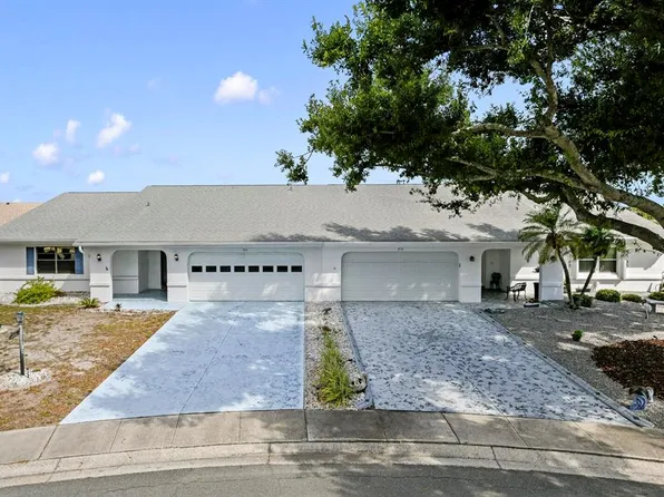 914 Sun Key Ct, Sun City Center, FL 33573