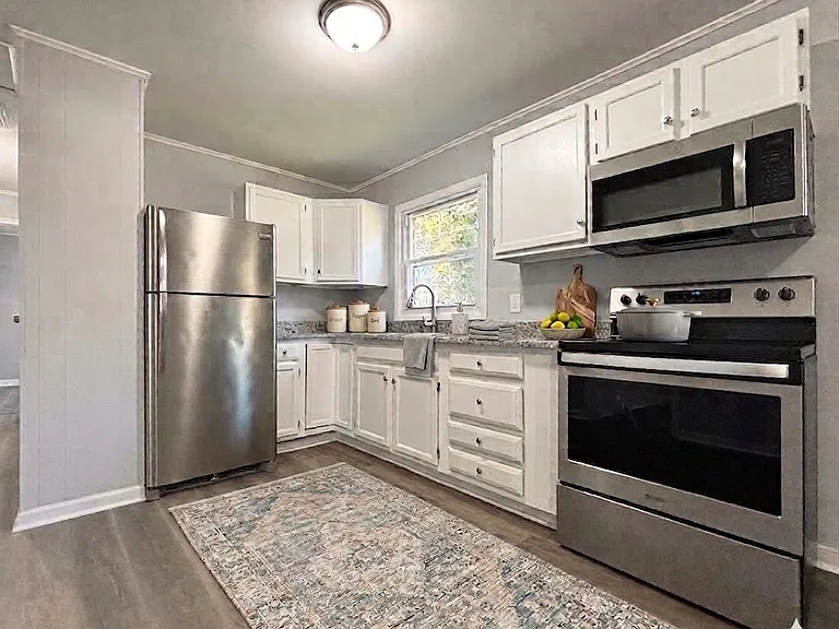 23 Saint John Ct — Photo 2
