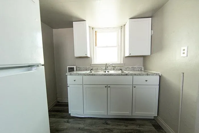 601 E 2nd Ave #6 — Photo 7