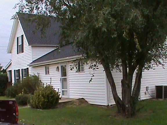 Back Of House Near Garage