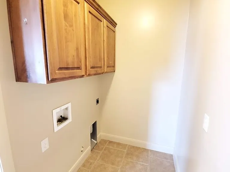 259 N 2940 E — Photo 20