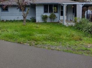 540 SW 5th St, Canyonville, OR 97417