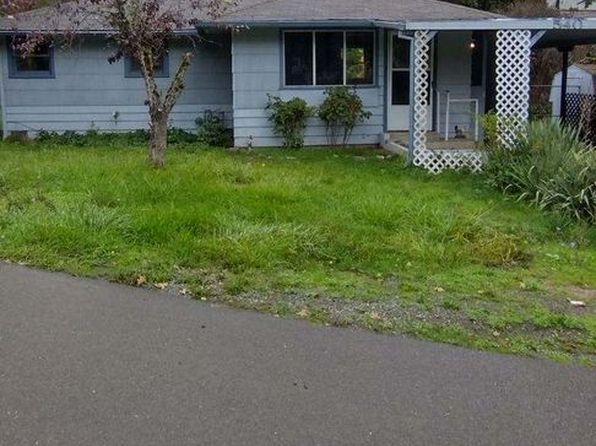 540 SW 5th St, Canyonville, OR 97417