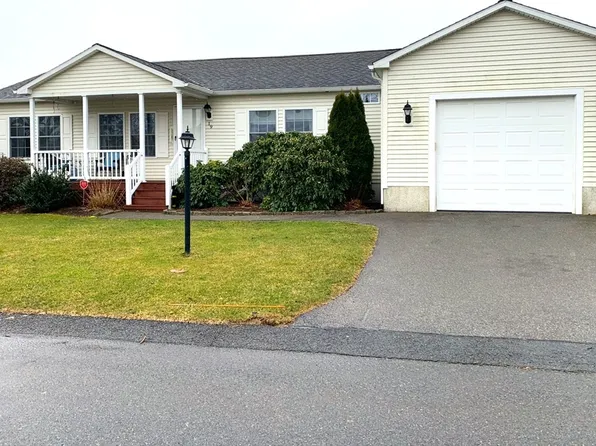 19 Stone Meadow Dr, Bridgewater, MA 02324