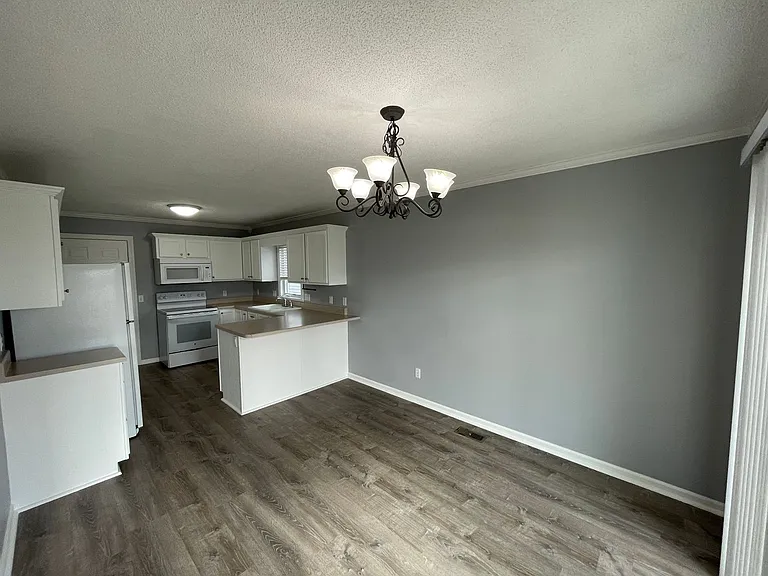 12514 Wandering Way — Photo 7