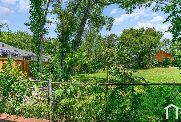 3402 Jeffries St #B — Photo 14