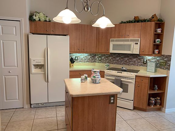 5th image of 1239 Crown Pointe Ln