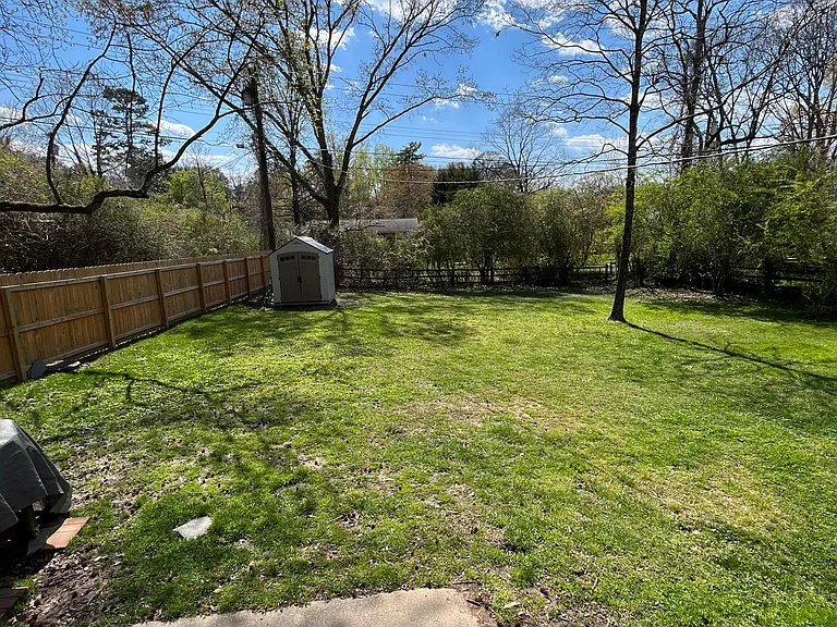 2805 Shady Lawn Dr — Photo 21