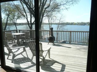 4894 Edgewater Dr, Mound, MN 55364