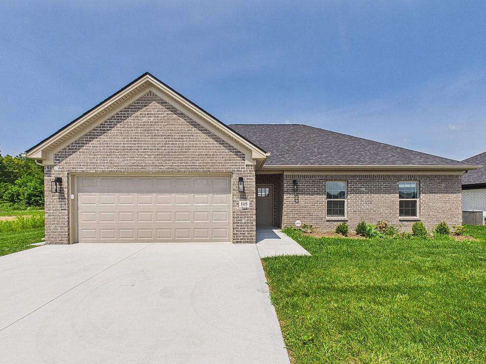 1st image of 105 Canter Dr