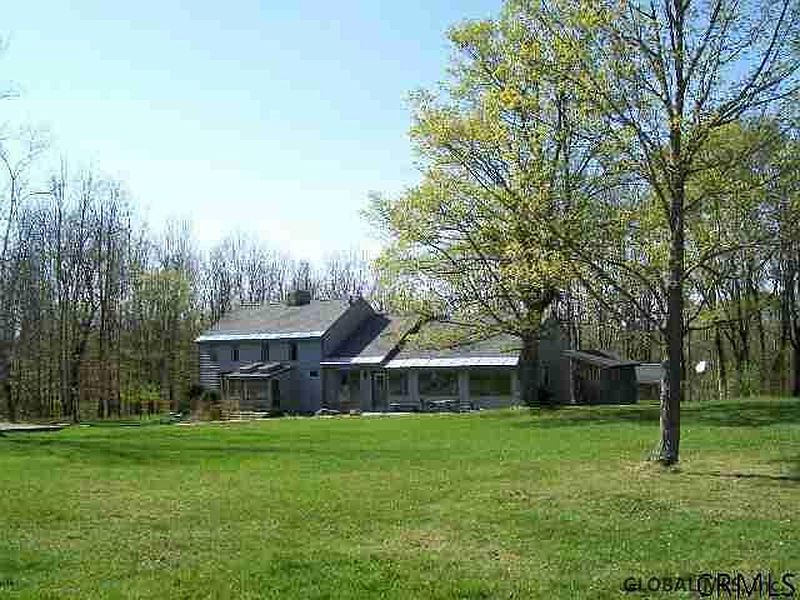 2nd image of 498 PERRY HILL Road