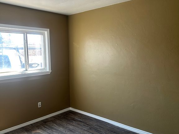 2nd image of 3627 37th St