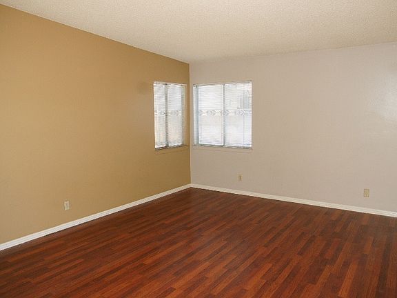 2nd image of 3008 Palm Springs Way